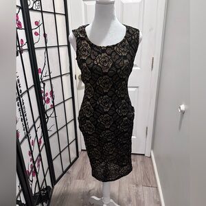 Black and gold sleeveless mini dress size L